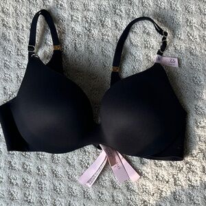 New with tags Victoria's Secret Perfect Shape Incredible Push Up Black Bra
